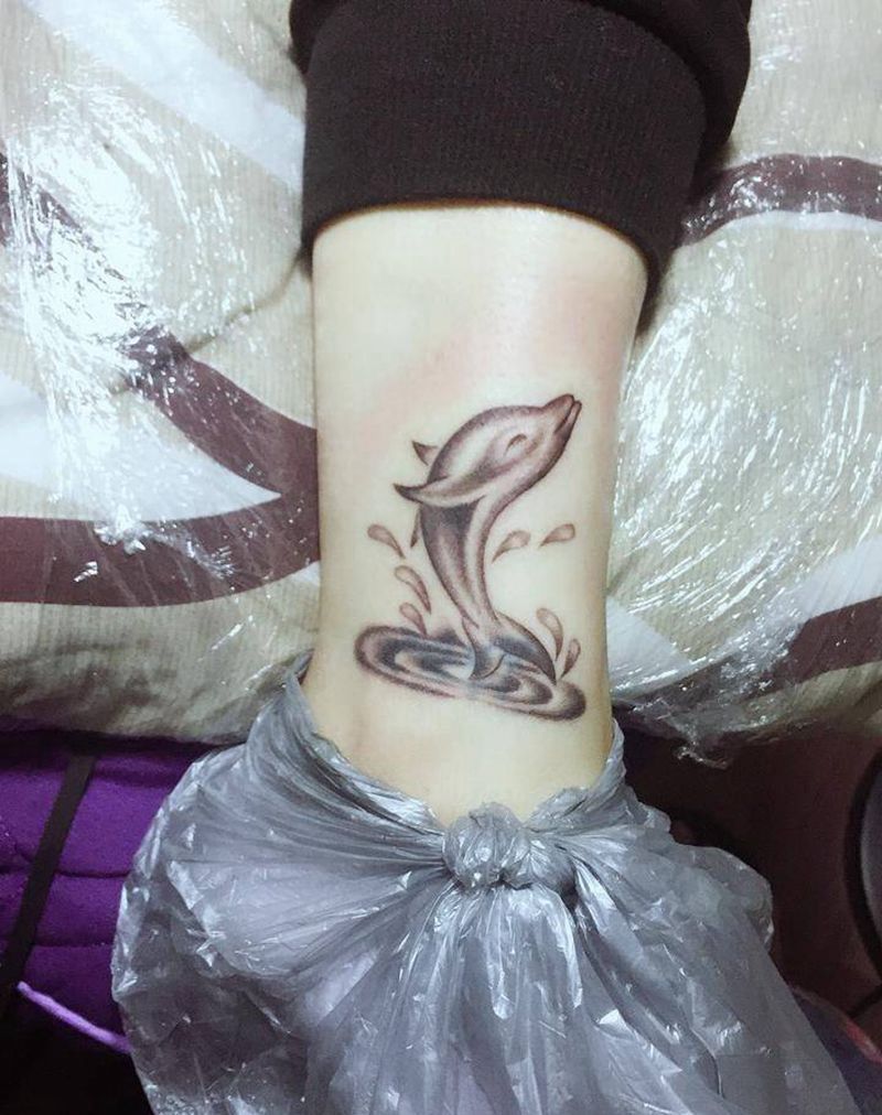 小海豚覆盖纹身图片