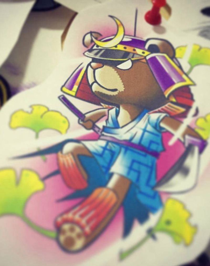 武士小熊纹身图片_手稿肩部腰部背部手臂腿部清新静物植物原创纹身图案