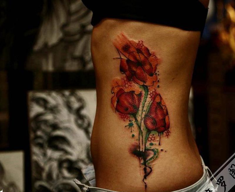 晕染罂粟花纹身图片_腰部成品清新植物纹身图案