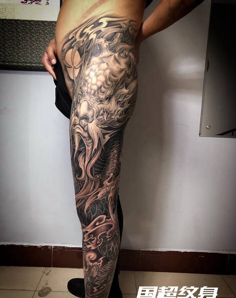 花腿龙纹身图片_腿部臀部新传统纹身图案