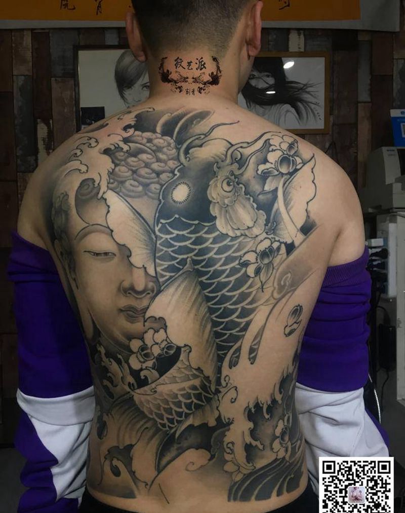 满背纹身图片_背部新传统老传统纹身图案