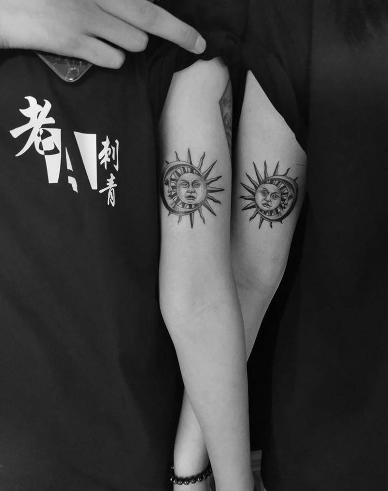 情侣纹身图片_手部手臂老传统新传统纹身图案