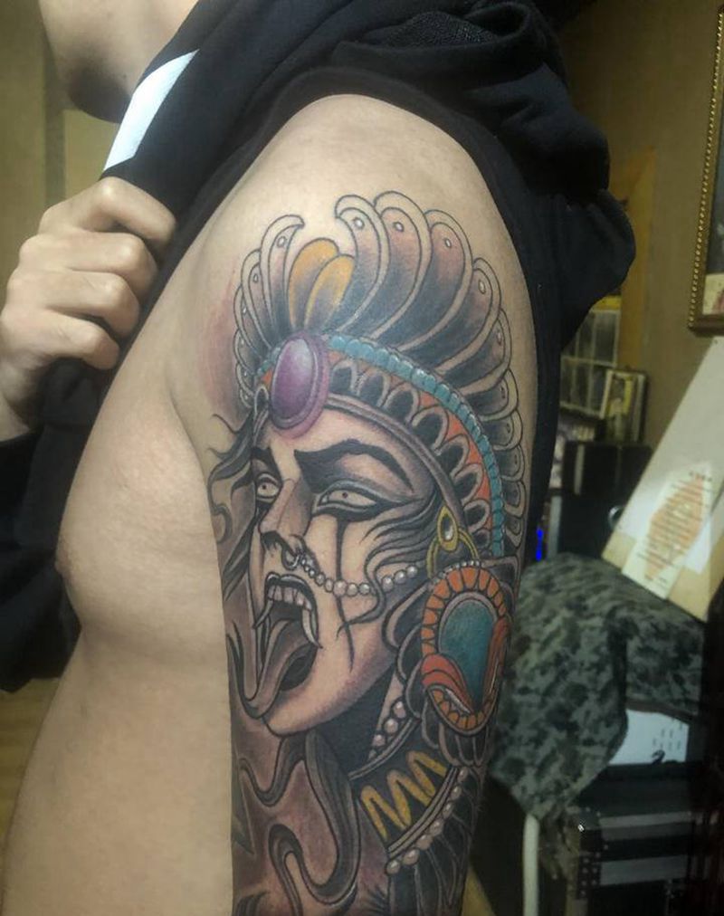 头像纹身图片_臀部纹身图案