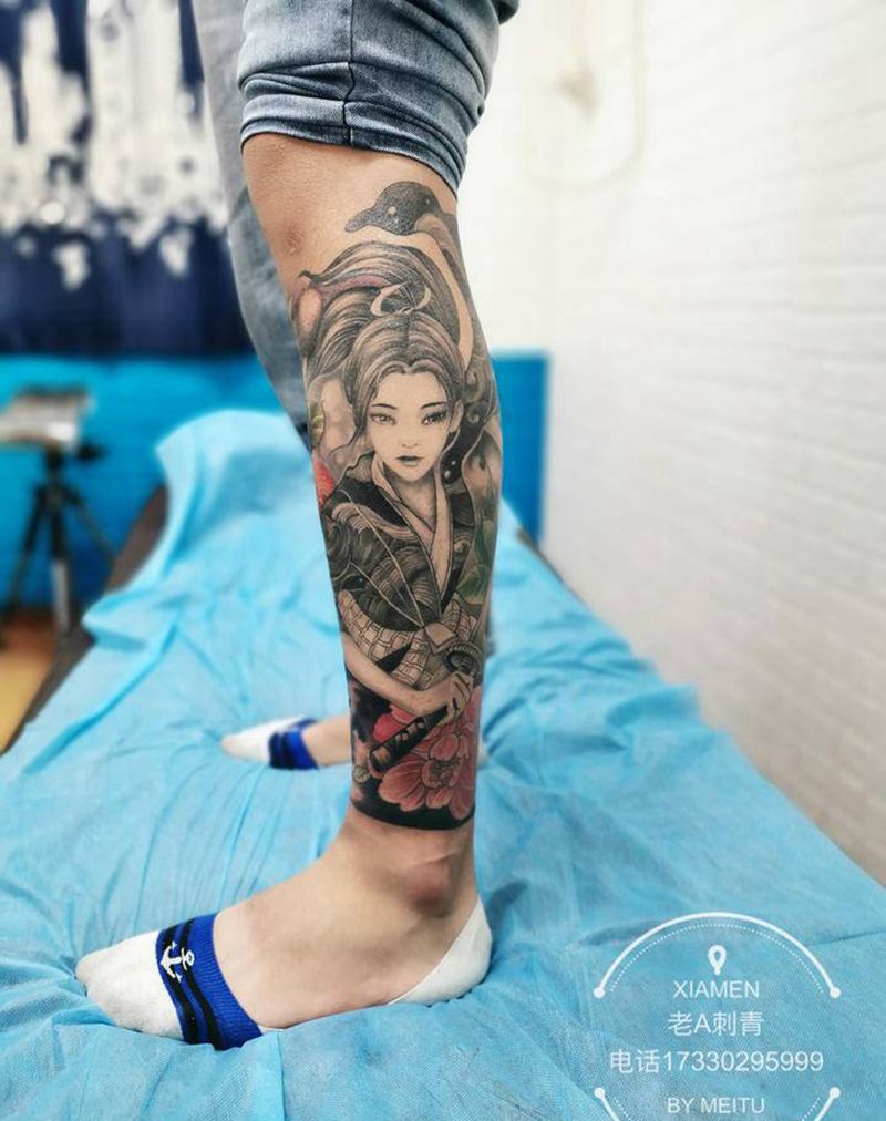 女武士纹身图片_腿部新传统纹身图案