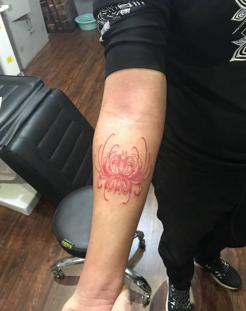 彼岸花纹身图片_手臂图腾纹身图案