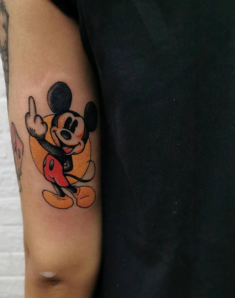 米老鼠纹身图片_手臂新传统纹身图案