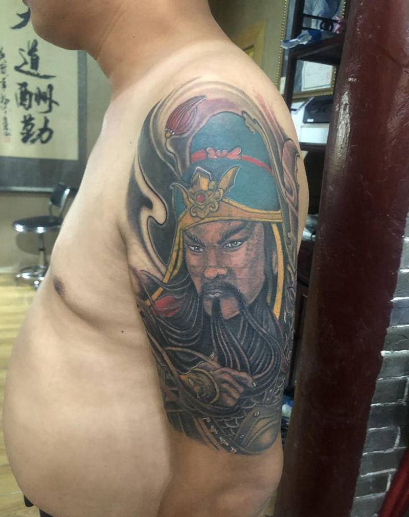 关二爷覆盖纹身图片_手臂新传统纹身图案