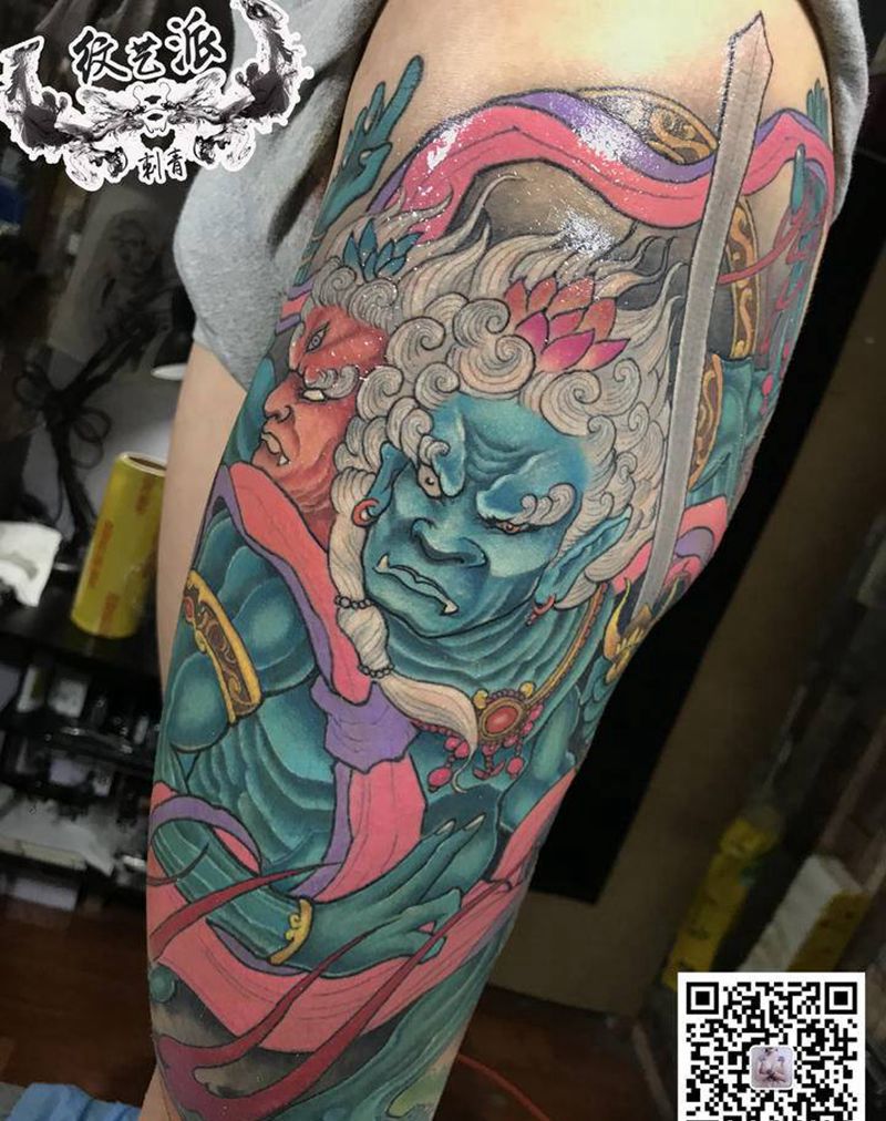 不动明王纹身图片_腿部背部新传统纹身图案