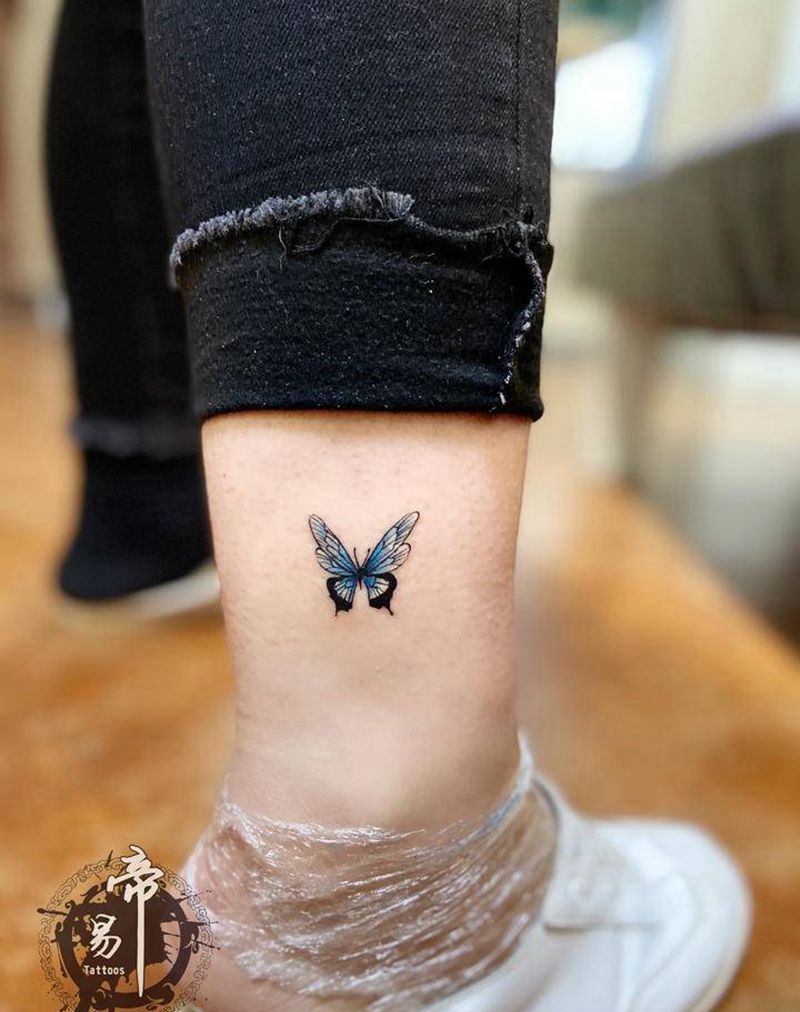 蝴蝶纹身图片_腿部水彩纹身图案