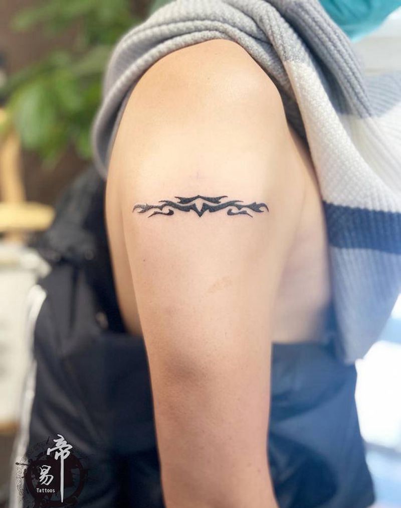 图腾纹身图片_肩部图腾纹身图案