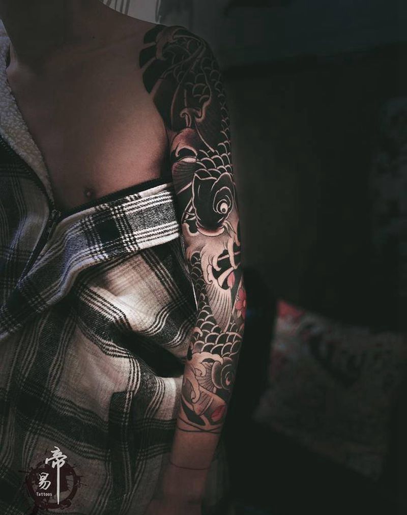 花臂，静待恢复纹身图片_手臂新传统老传统纹身图案