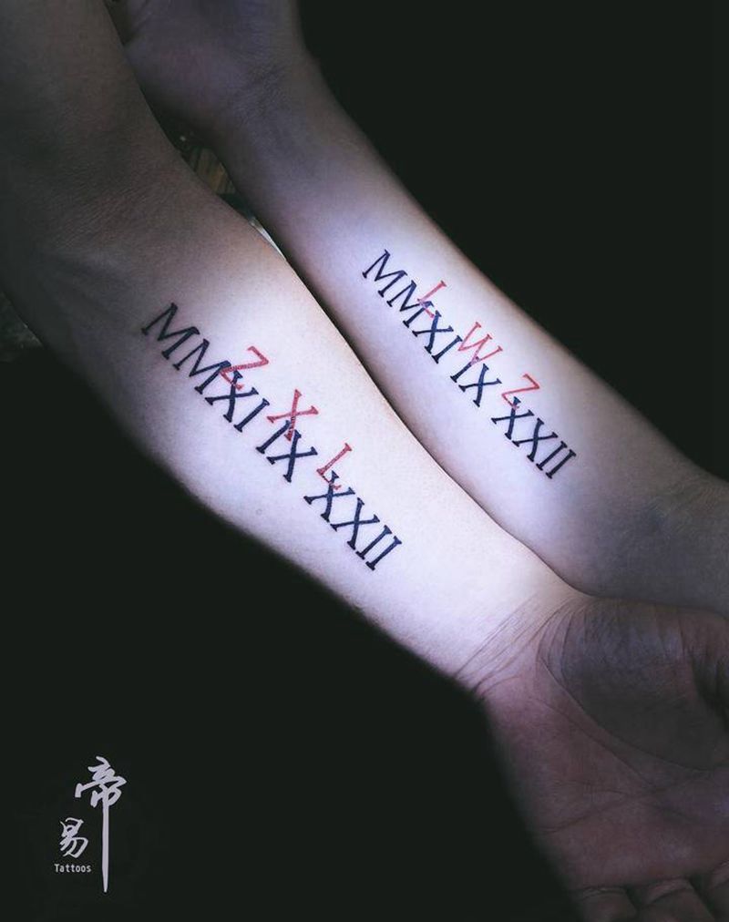 情侣罗马数字纹身图片_手臂花体字纹身图案