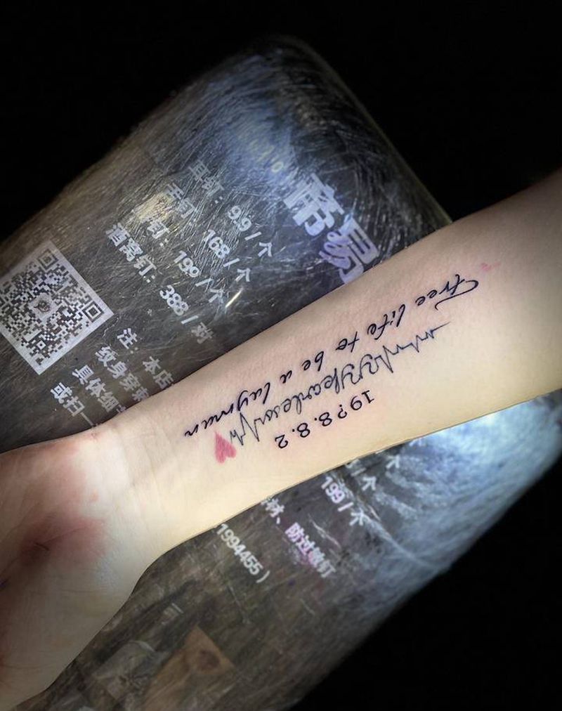 添加字母纹身图片_手臂花体字纹身图案