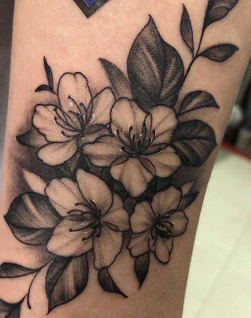 素花纹身图片_手臂素花纹身图案