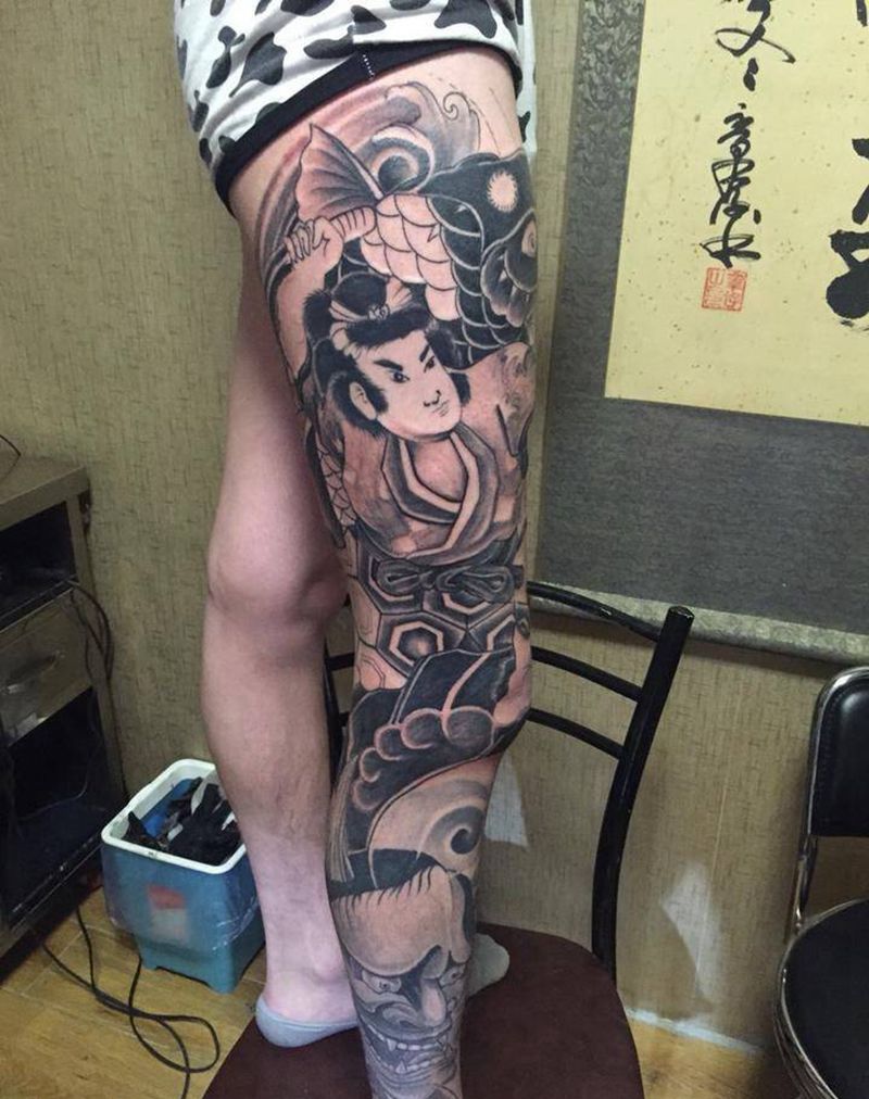 鬼若丸花腿继续扎！纹身图片