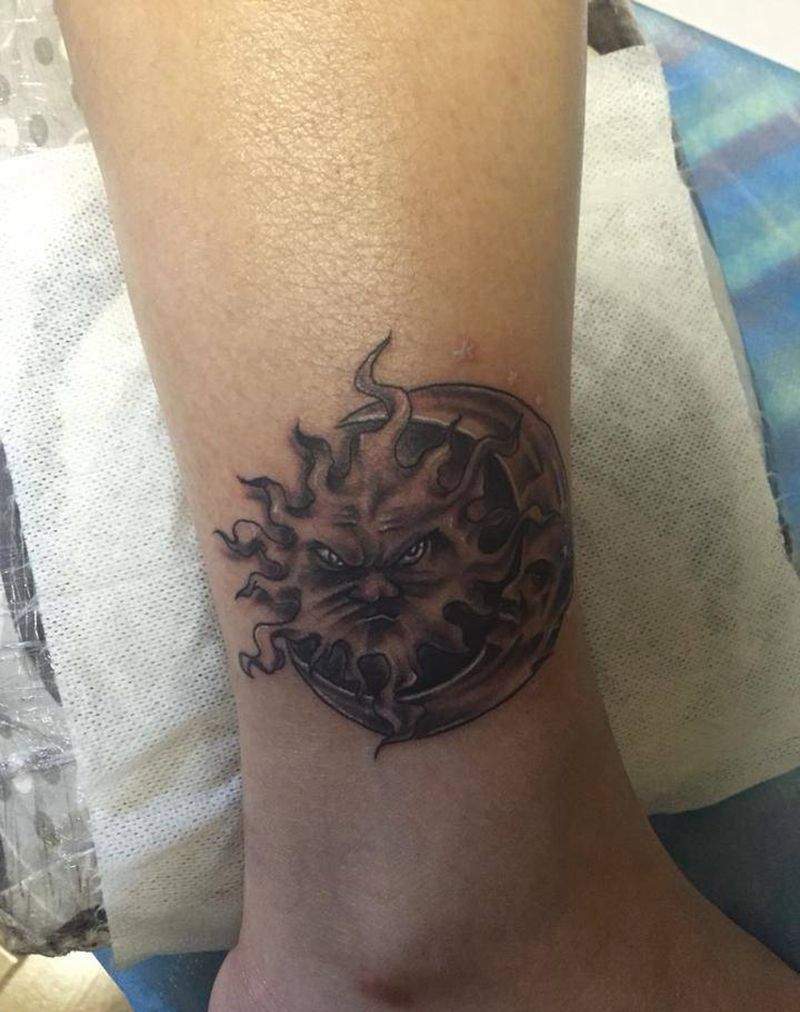 太阳月亮小清晰纹身图片
