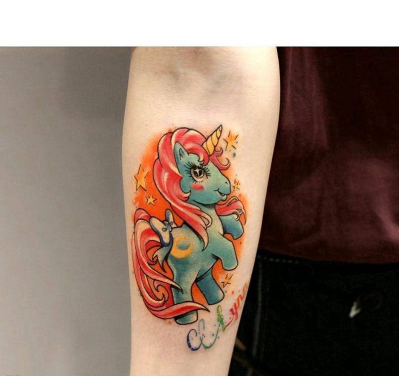 小马宝丽纹身图片_手臂Old SchoolNew School纹身图案