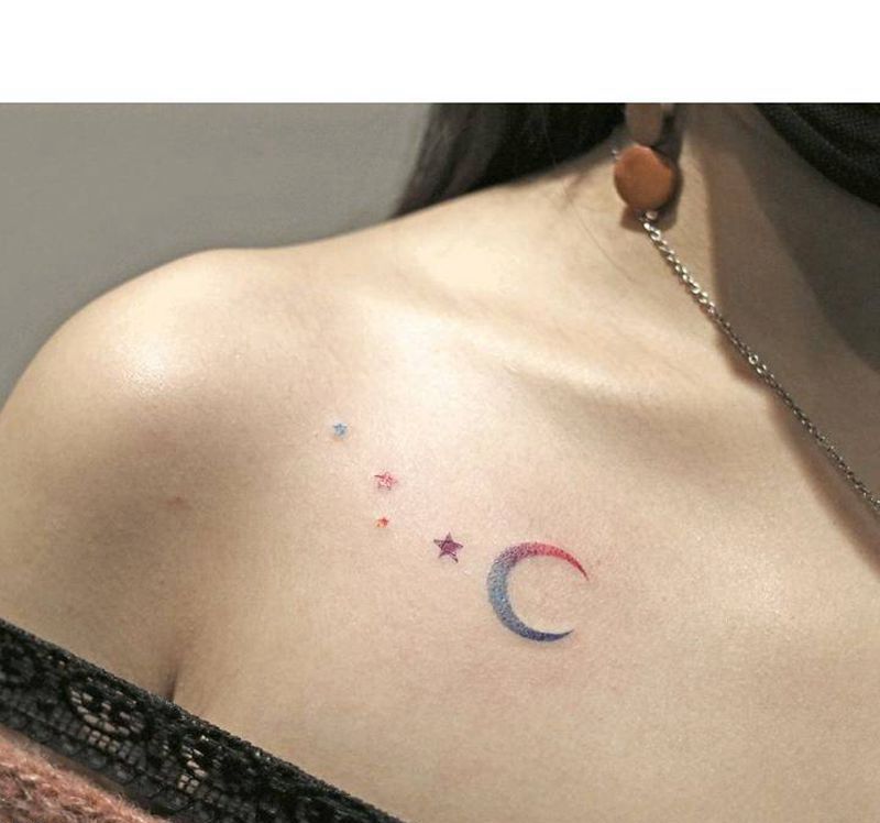 小清新纹身图片_胸部几何纹身图案