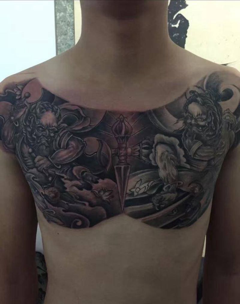 风神雷神花胸纹身图片