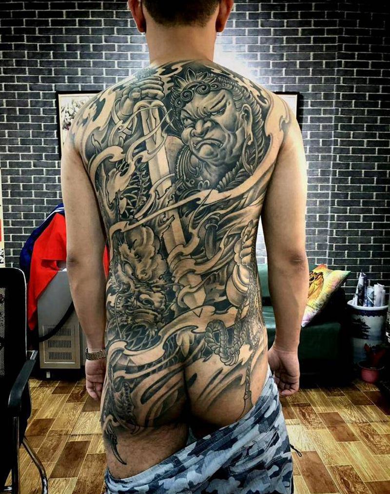 不动明王  2017年作品纹身图片_背部新传统纹身图案