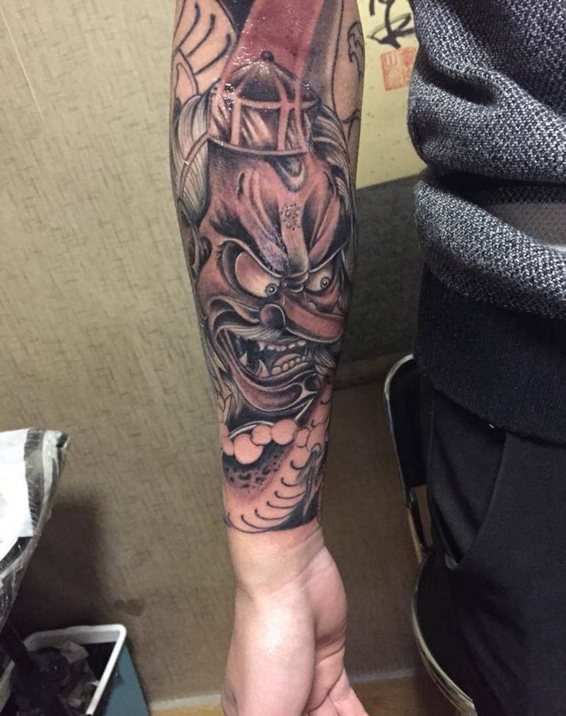 小臂天狗纹身纹身图片