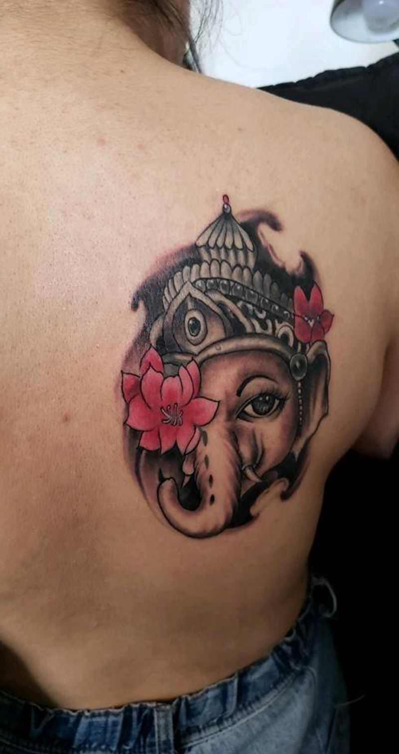 象神纹身图片_背部新传统纹身图案