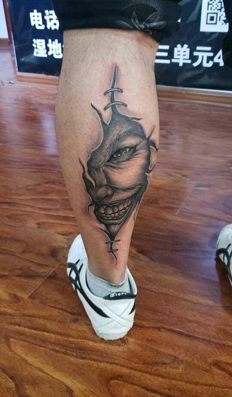 鬼怪纹身图片_腿部欧美写实鬼怪 人物纹身图案