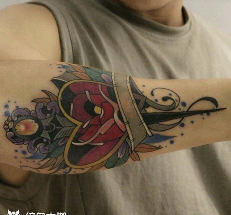 降魔杵纹身图片_手臂Old SchoolNew School纹身图案