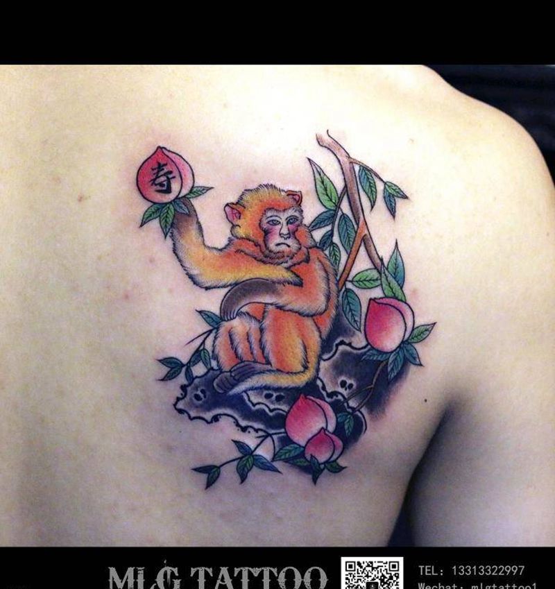 传统猴子纹身图片_背部新传统纹身图案