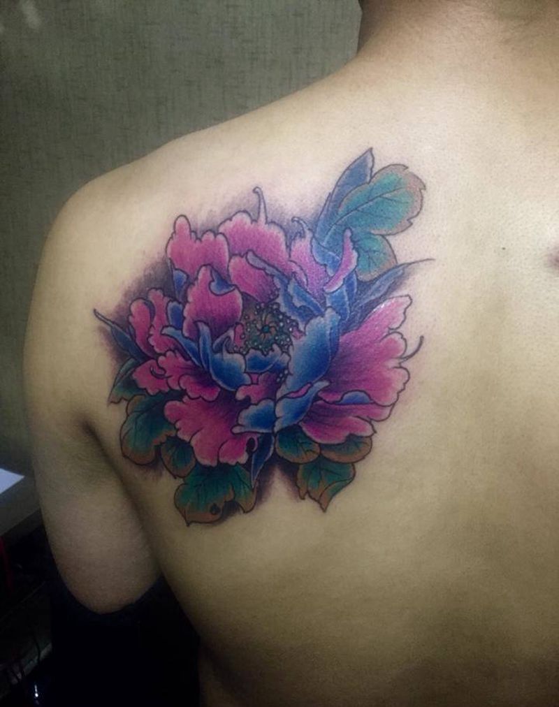 彩色牡丹纹身图片