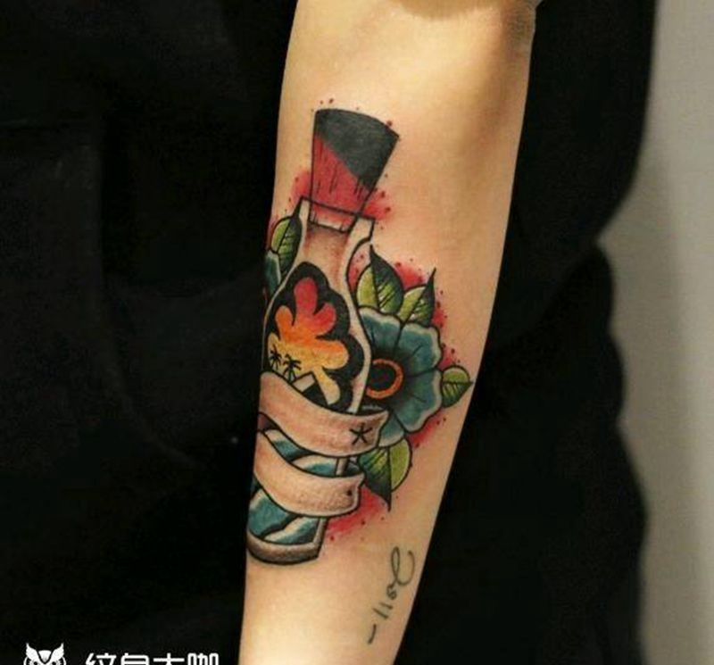 School许愿瓶纹身图片_手臂Old SchoolNew School纹身图案