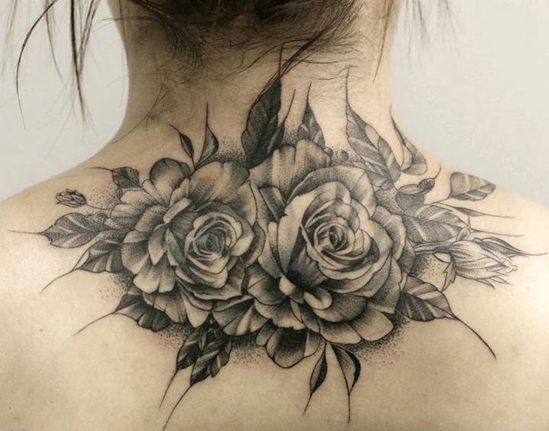 暴力遮盖纹身图片_背部点刺纹身图案