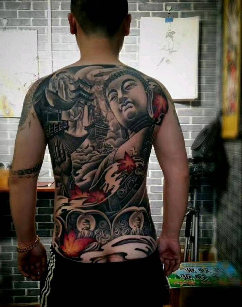 佛纹身图片_背部新传统纹身图案
