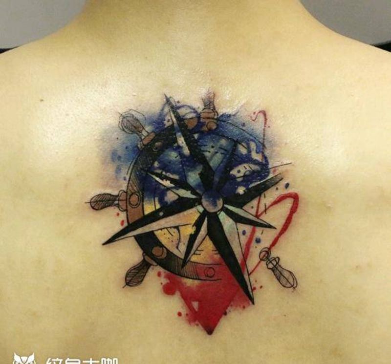 遮盖作品纹身图片_背部水彩纹身图案