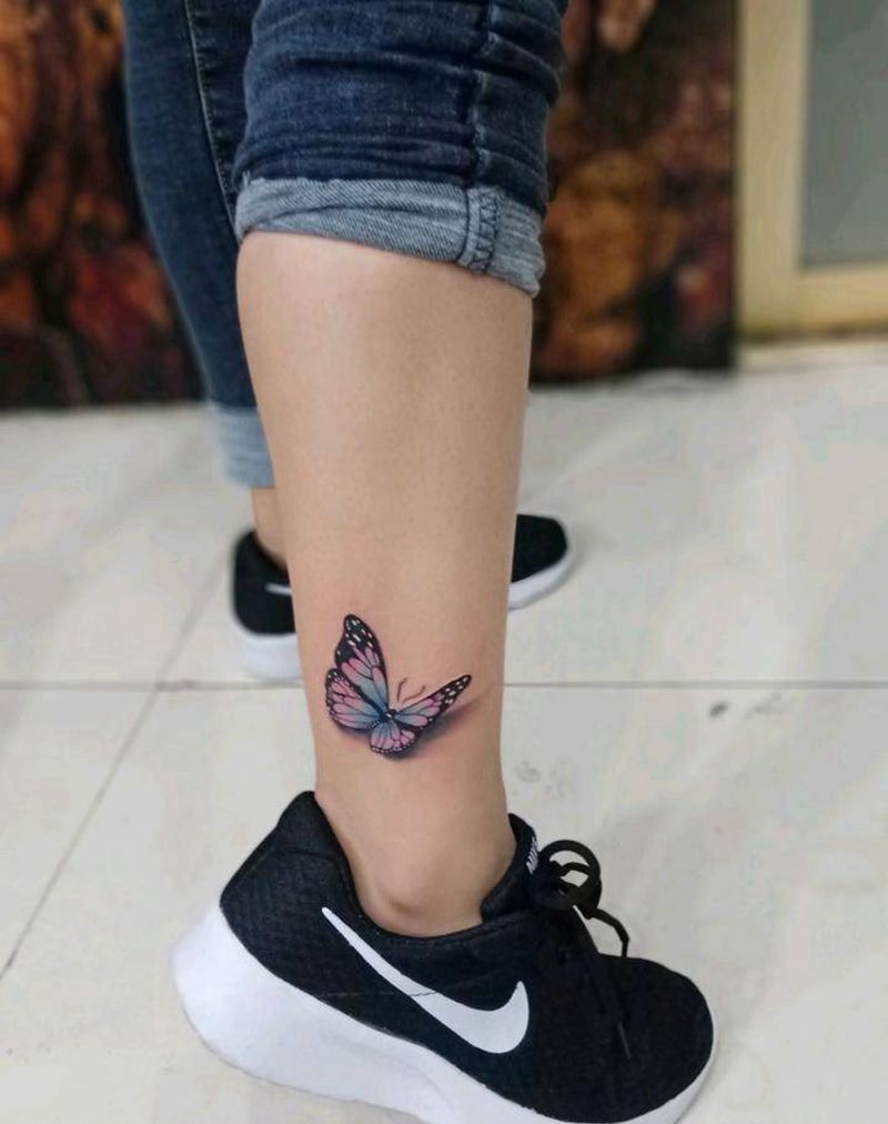 脚踝小蝴蝶纹身图片