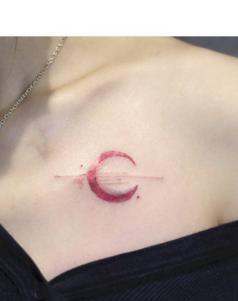 小清新纹身图片_胸部图腾水彩纹身图案