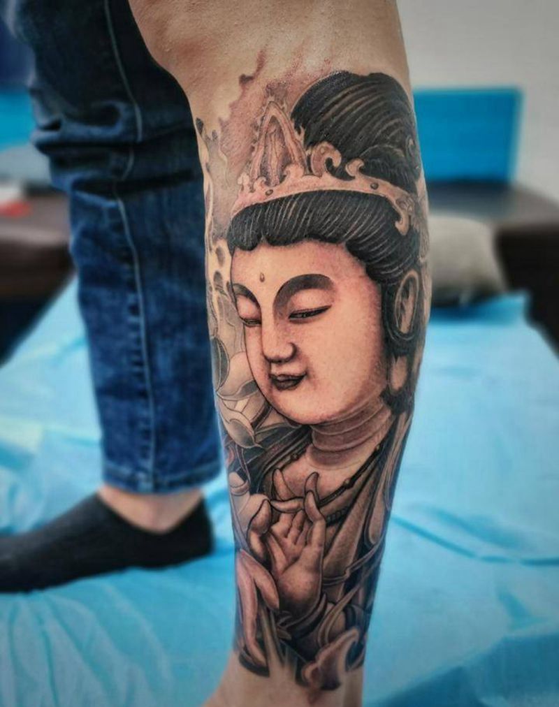 菩萨纹身图片_腿部新传统大势至菩萨纹身图案