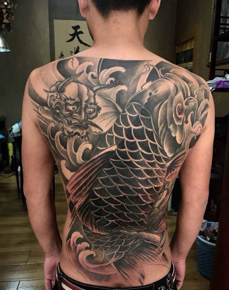 后背覆盖纹身图片