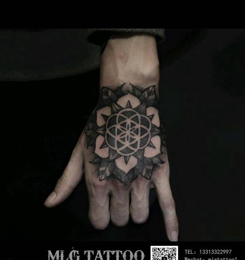曼达拉手背纹身图片