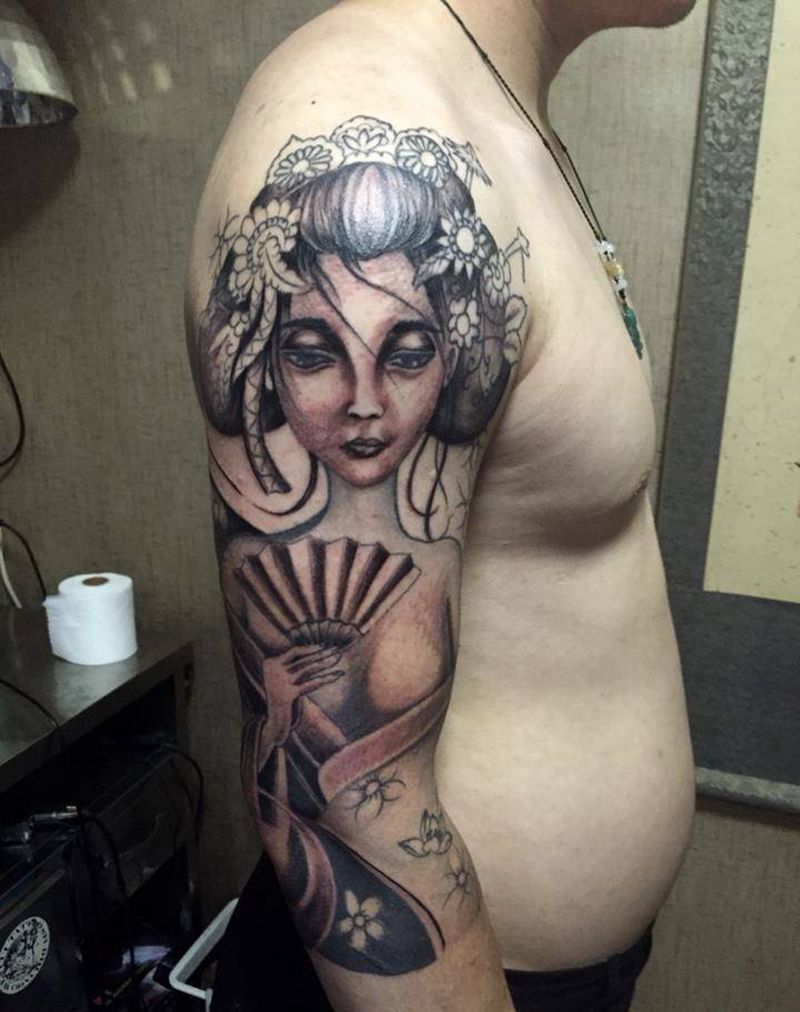 艺妓七分袖彩色纹身图片