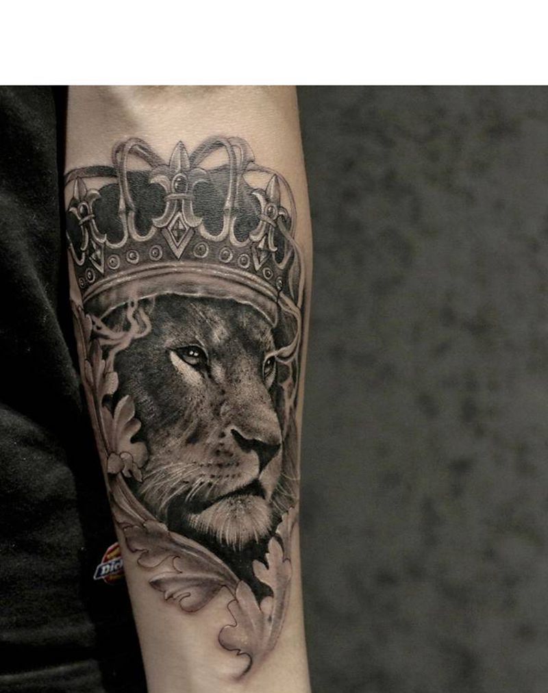 欧美写实风格 狮子纹身图片_手臂纹身图案