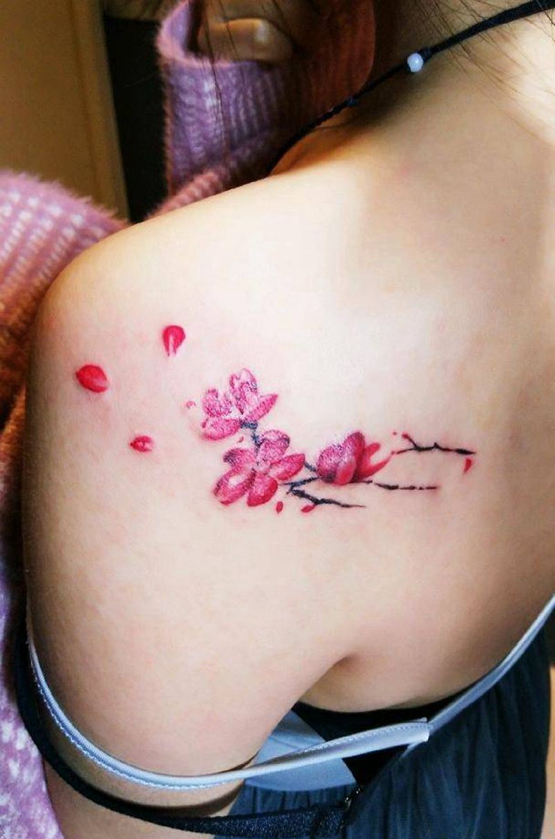 写意纹身图片_肩部水彩纹身图案