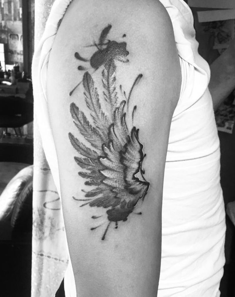 翅膀纹身图片