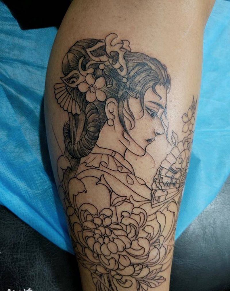 美姬纹身图片_腿部纹身图案