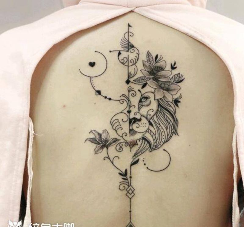 小清新纹身图片_背部点刺纹身图案