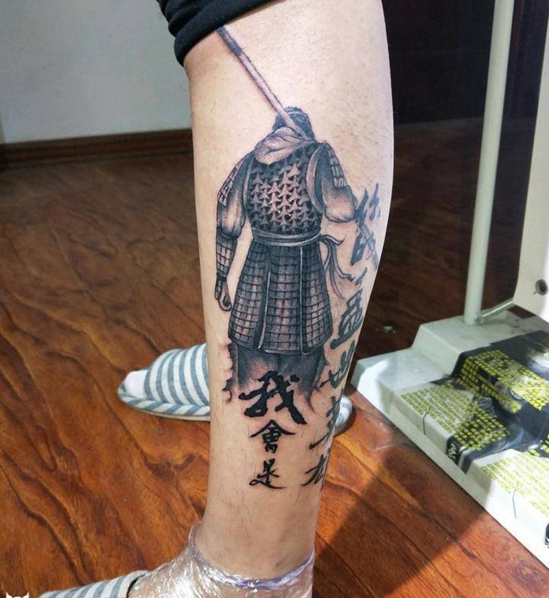 盖世英雄纹身图片_腿部传统人物成品纹身图案