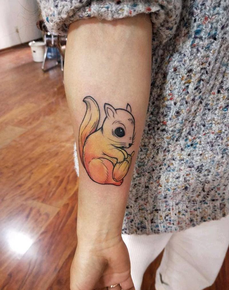 小清新纹身图片_胸部手臂水墨兔子 松鼠纹身图案