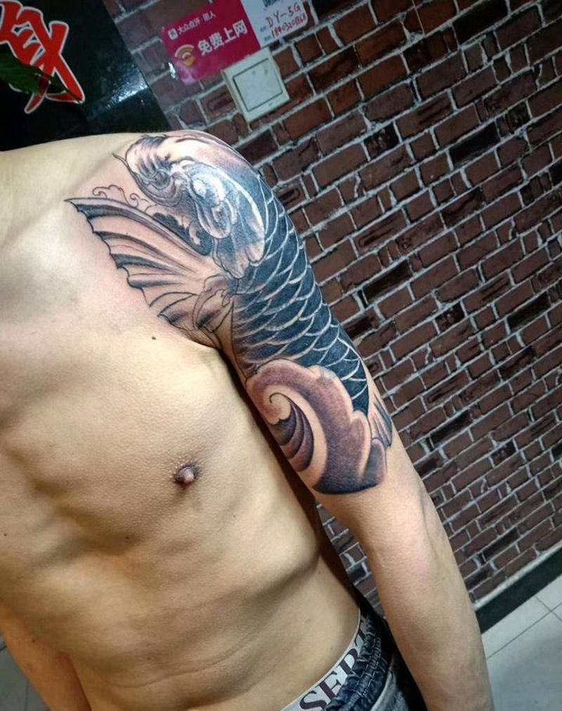 遮盖纹身图片_肩部新传统纹身图案