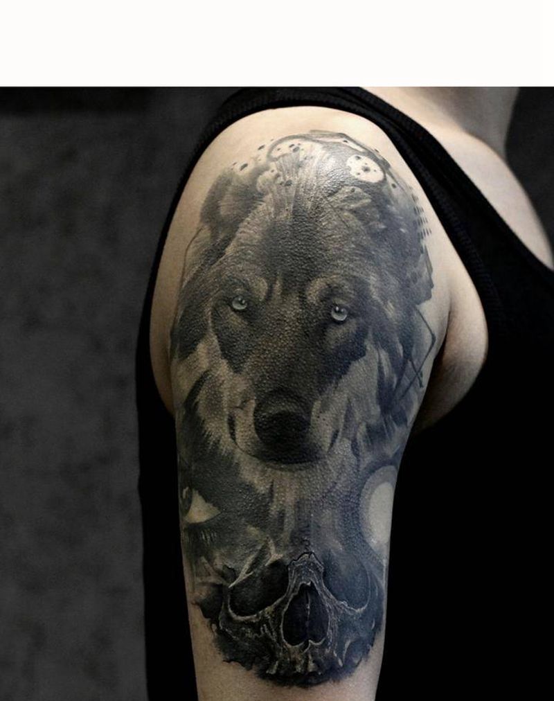 写实狼头纹身图片_手臂欧美写实纹身图案