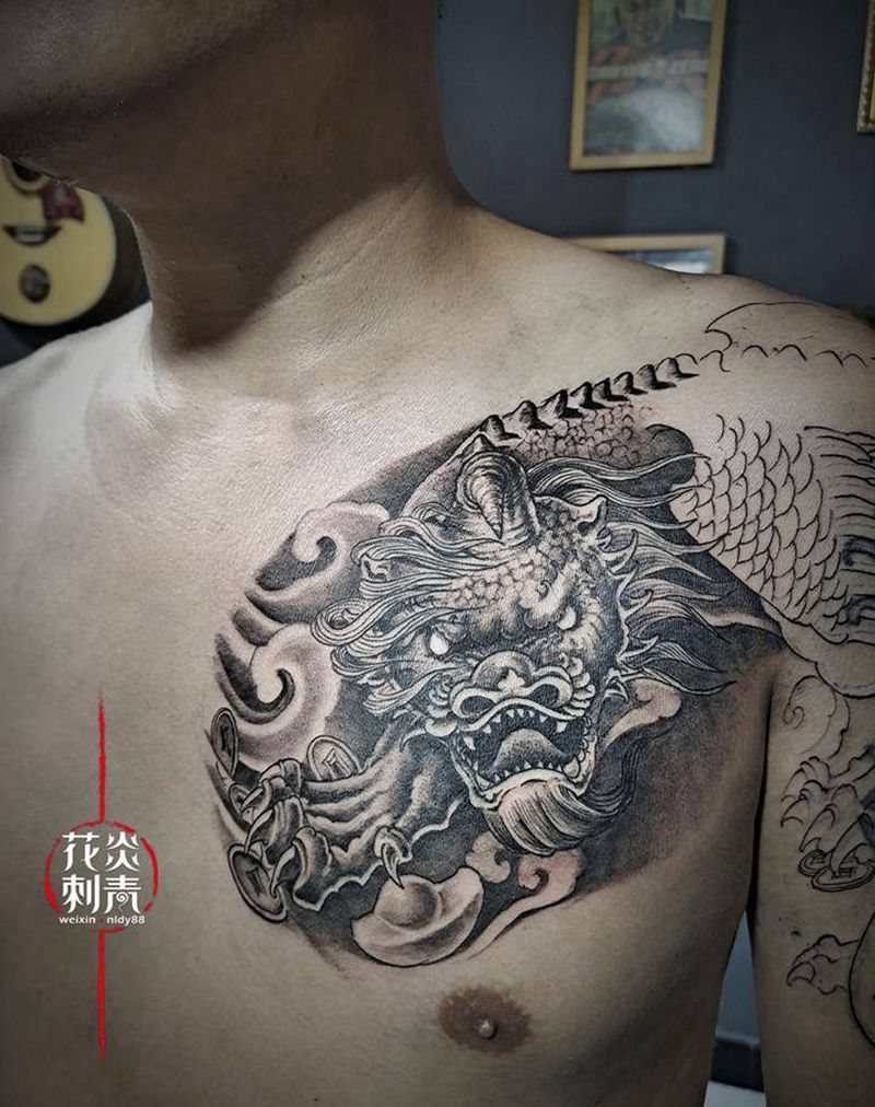 招财貔貅纹身图片_胸部新传统纹身图案